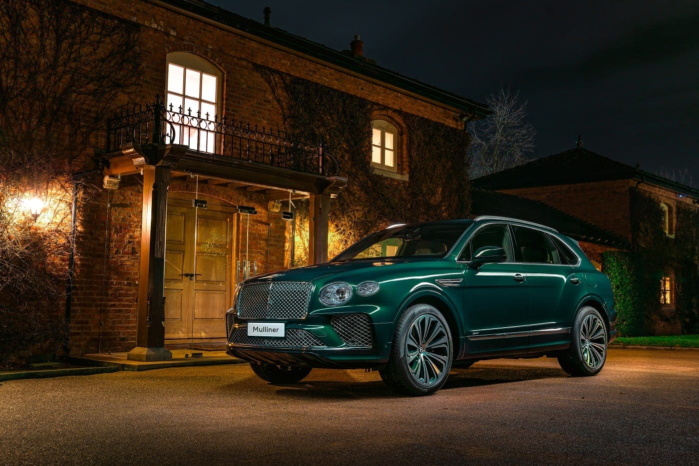 Shanghai Bentayga Hybrid 2