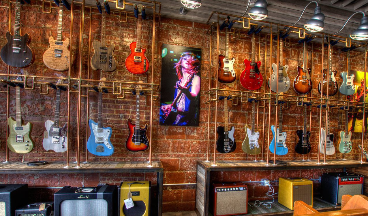 Shop wall (1)
