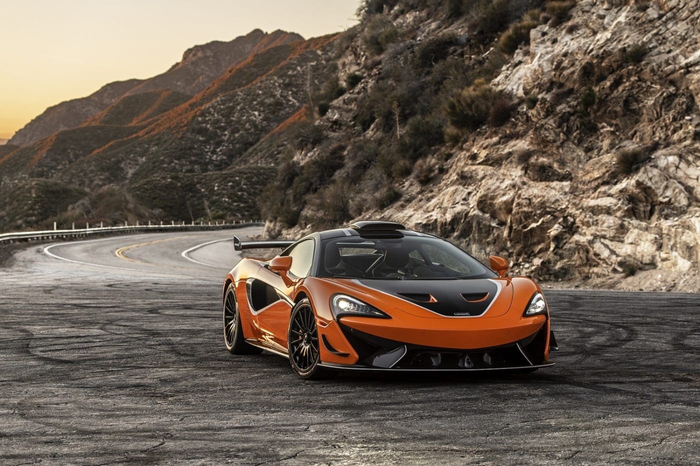 Small 13066 McLaren620R