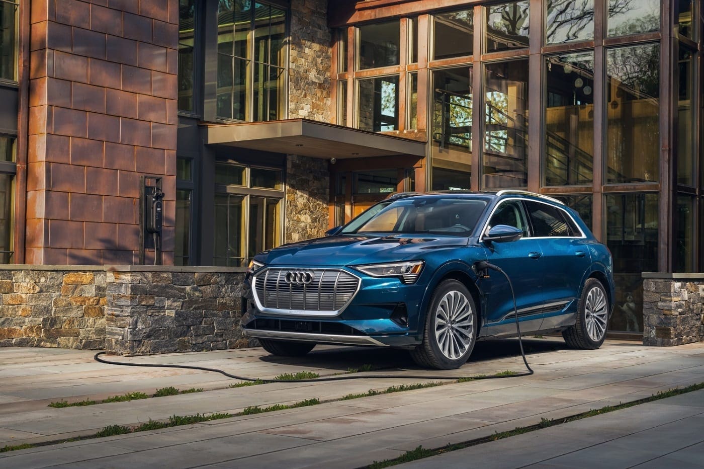 New Audi E-tron Includes Renewable Energy Subscription From Arcadia ...