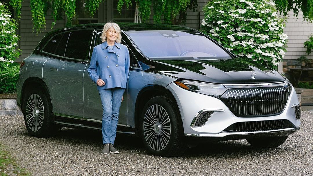 Martha Stewart Enjoys The New Mercedes-Maybach EQS SUV – duPont
