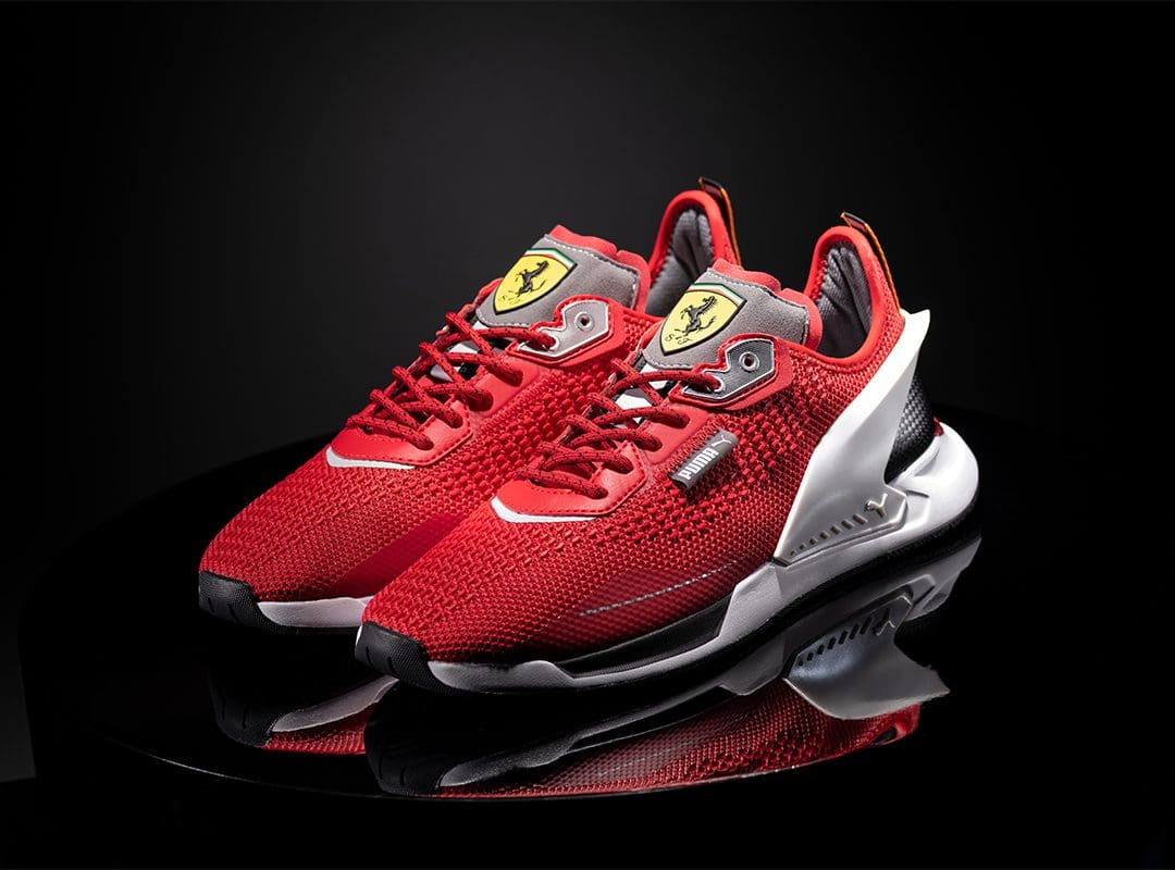 Sneaker Main