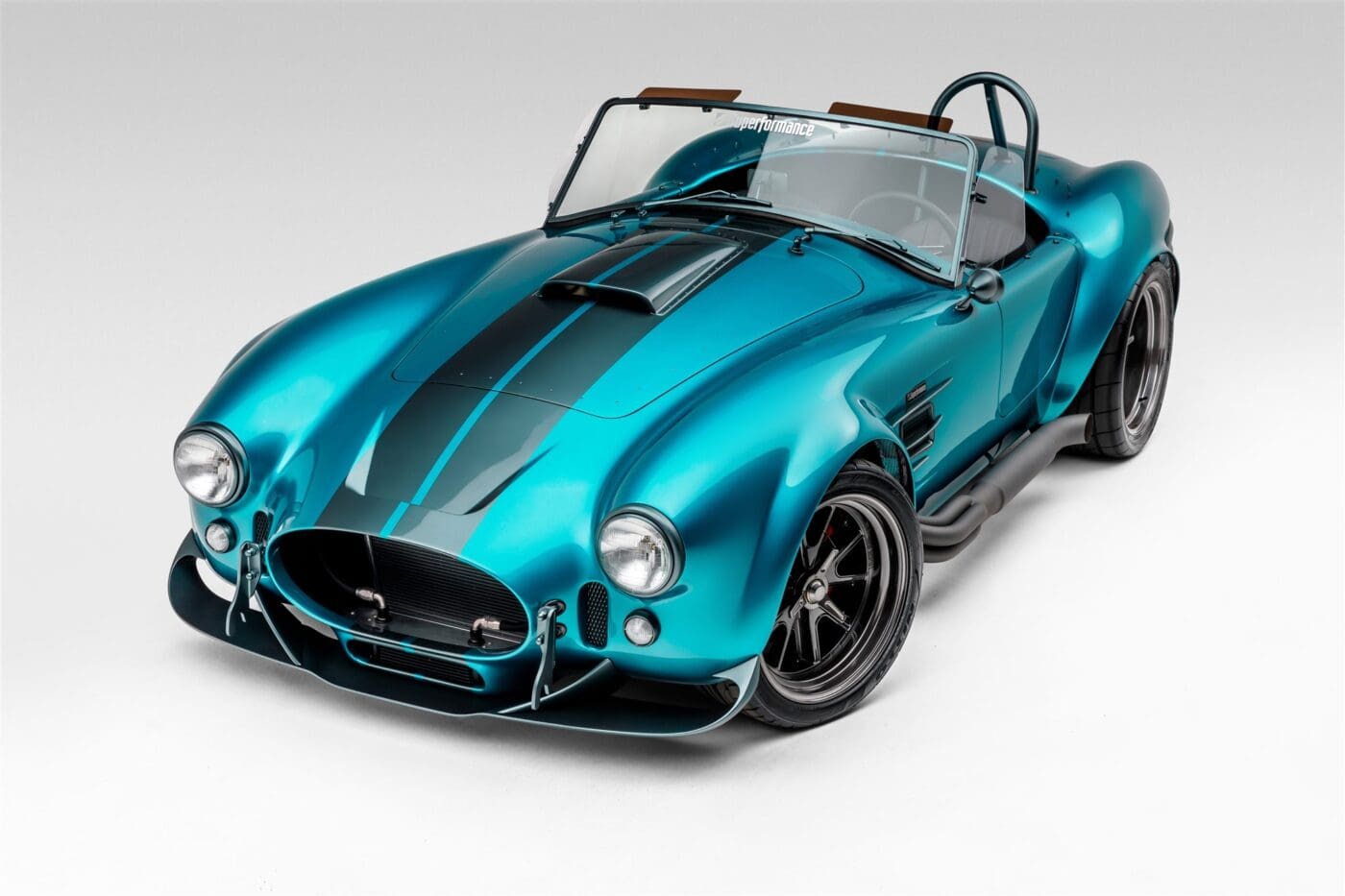 Superformance-MKIII-R-Cobra-Staged-Raised-View
