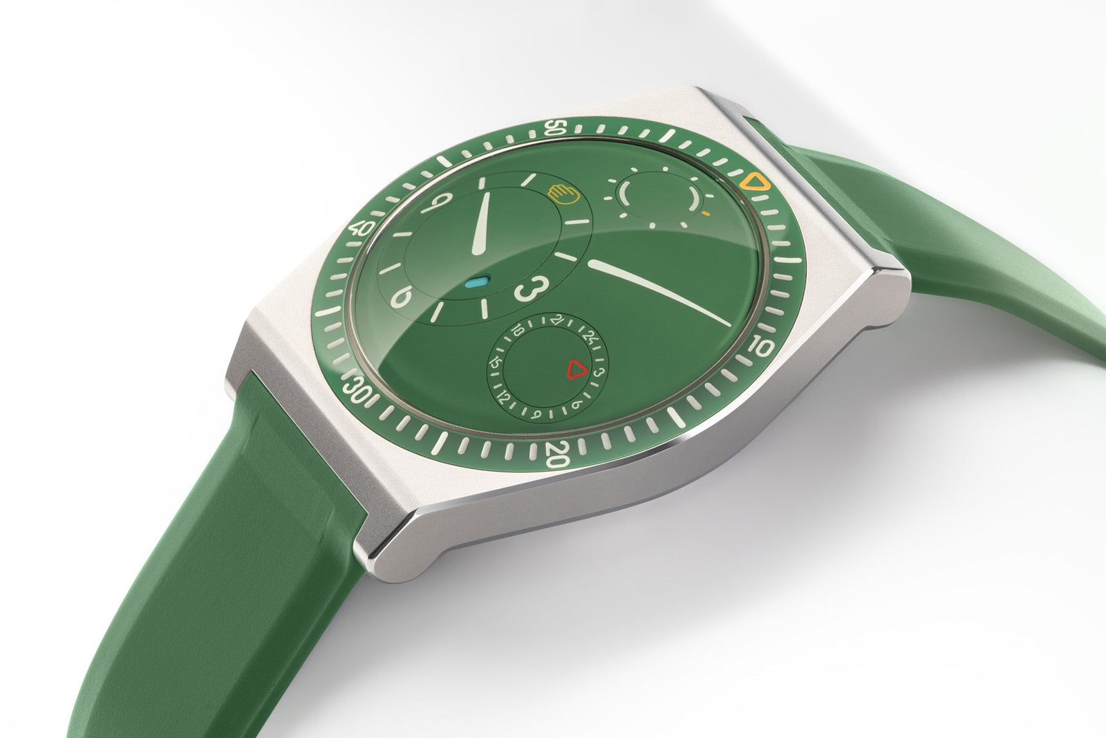 Ressence Adds Two New Colors to Its Oil-Filled TYPE 7 Collection
