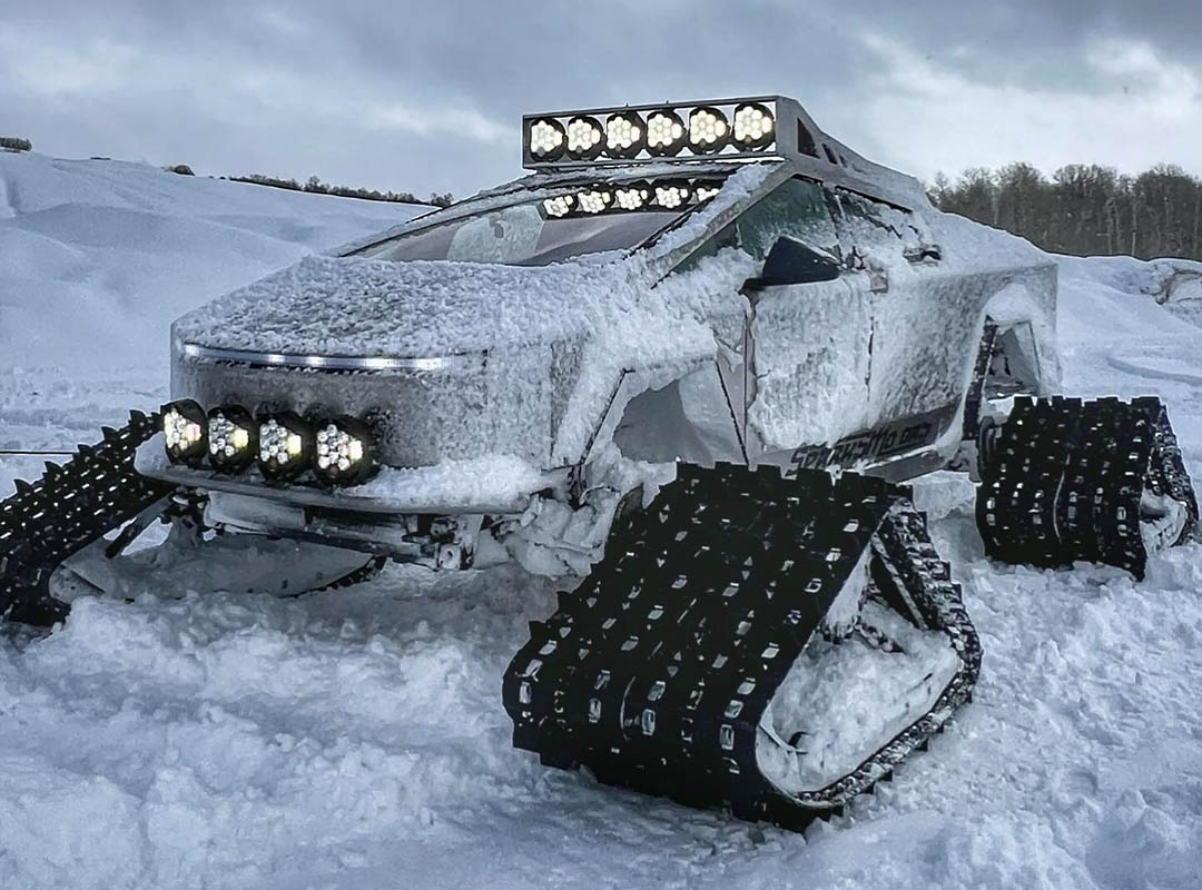 Tesla Cybertruck Snow Main