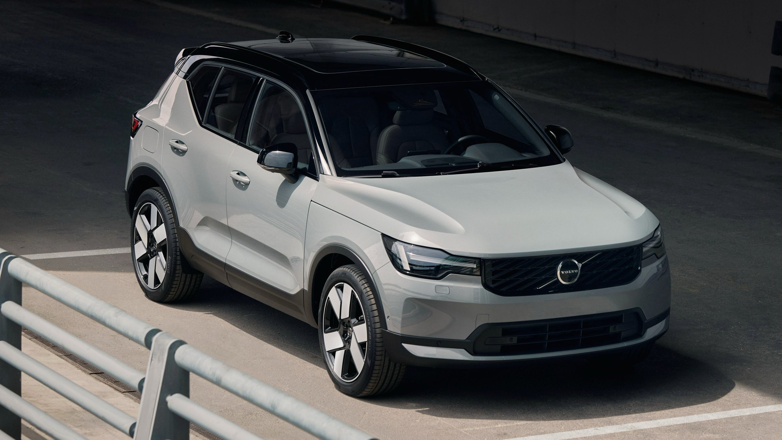 Volvo Updates the XC40 With New Safety Hardware and Google Gemini