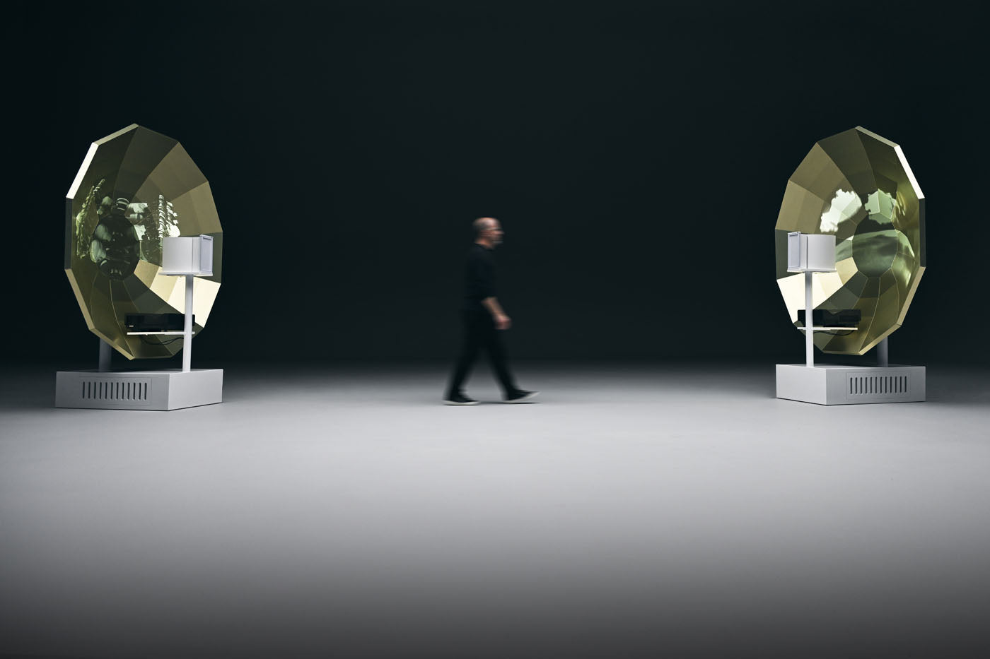 Bentley Teases The Sound Experience Of The Upcoming Torcal