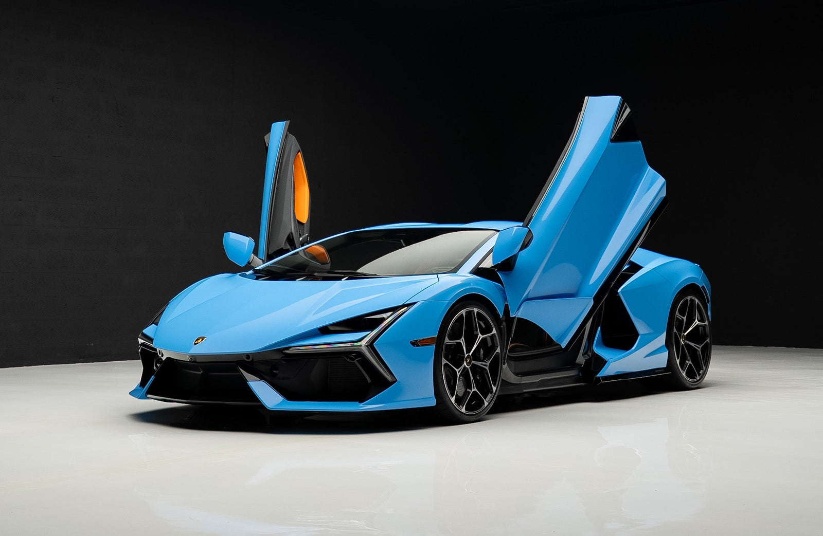 TxTCharlie: A Boutique Approach to Luxury and Exotics in South Florida
