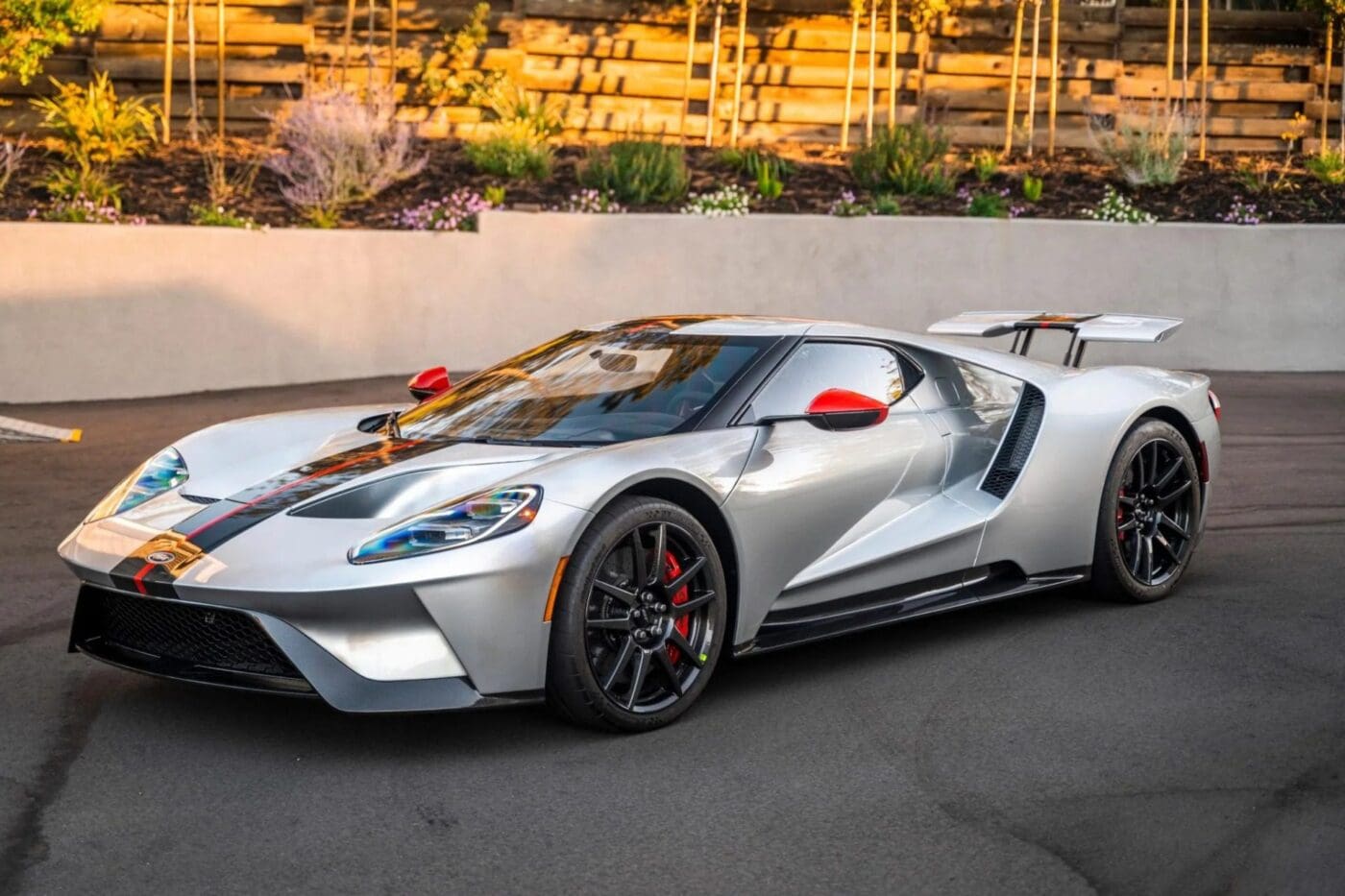 Used 2019 Ford GT Carbon Series Coupe ONLY 800 Miles Exterior Carbon Pack Carbon Wheels 10