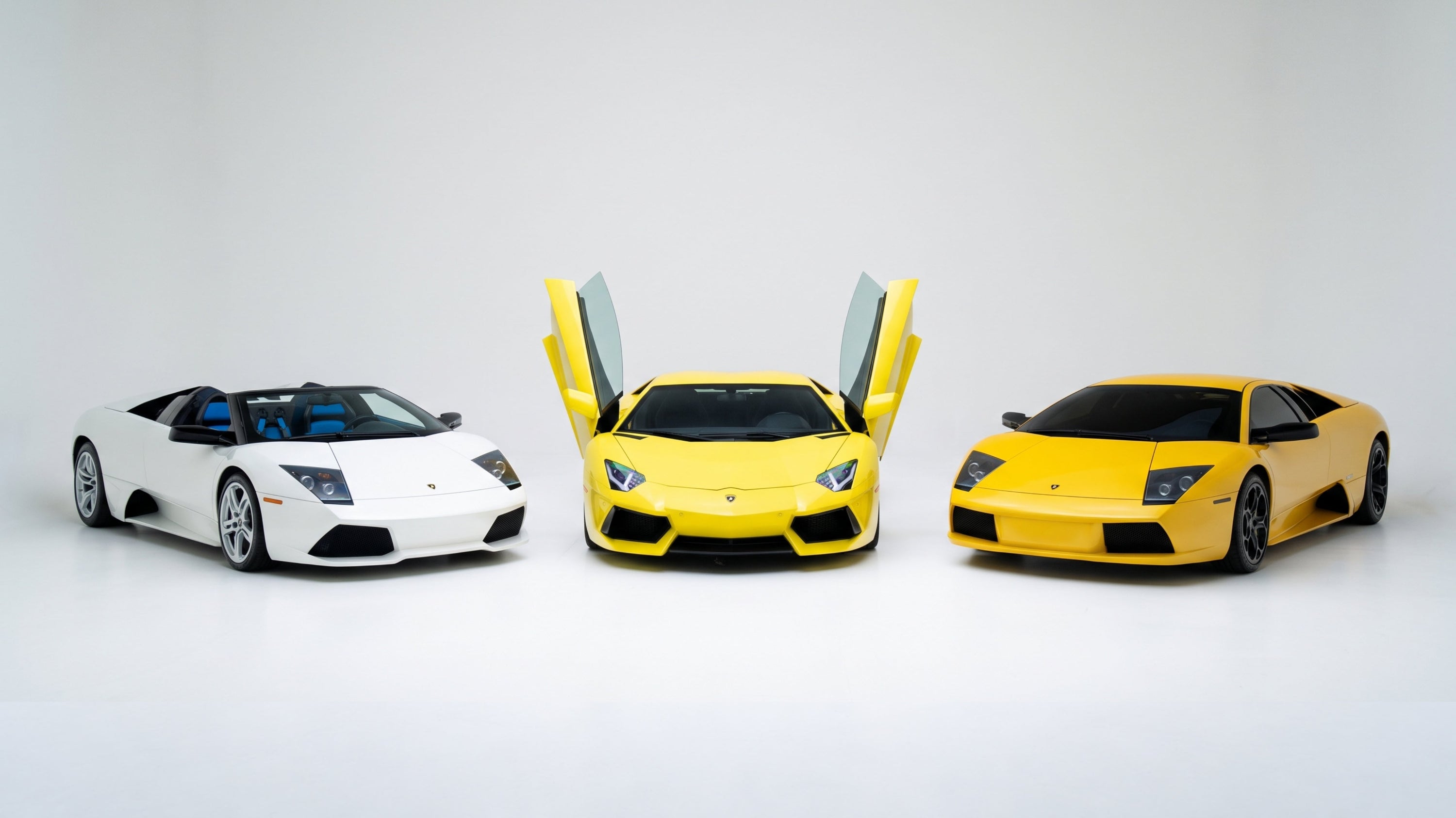 Three V12 Lamborghinis Hit The Digital Auction Block on duPont REGISTRY Live