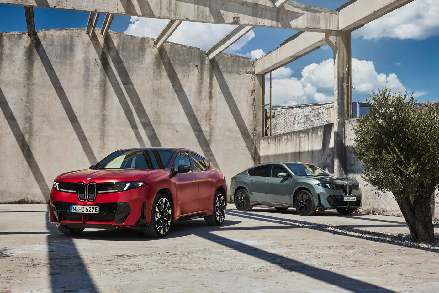 BMW Unveils The New Neue Klasse iX4
