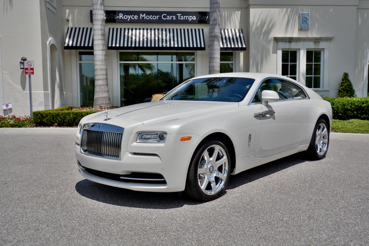 WhiteRollsRoyceWraith-(33)