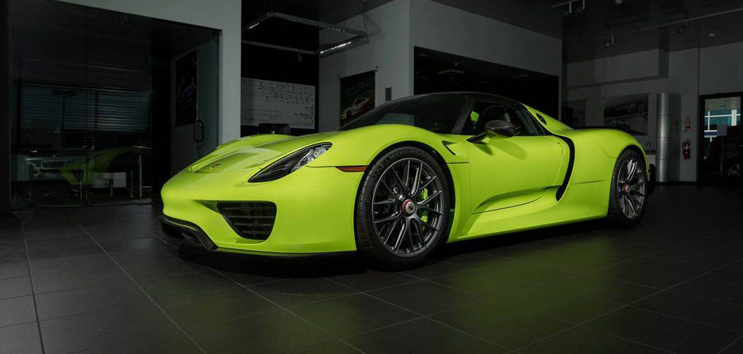 acid-green-porsche-918 main