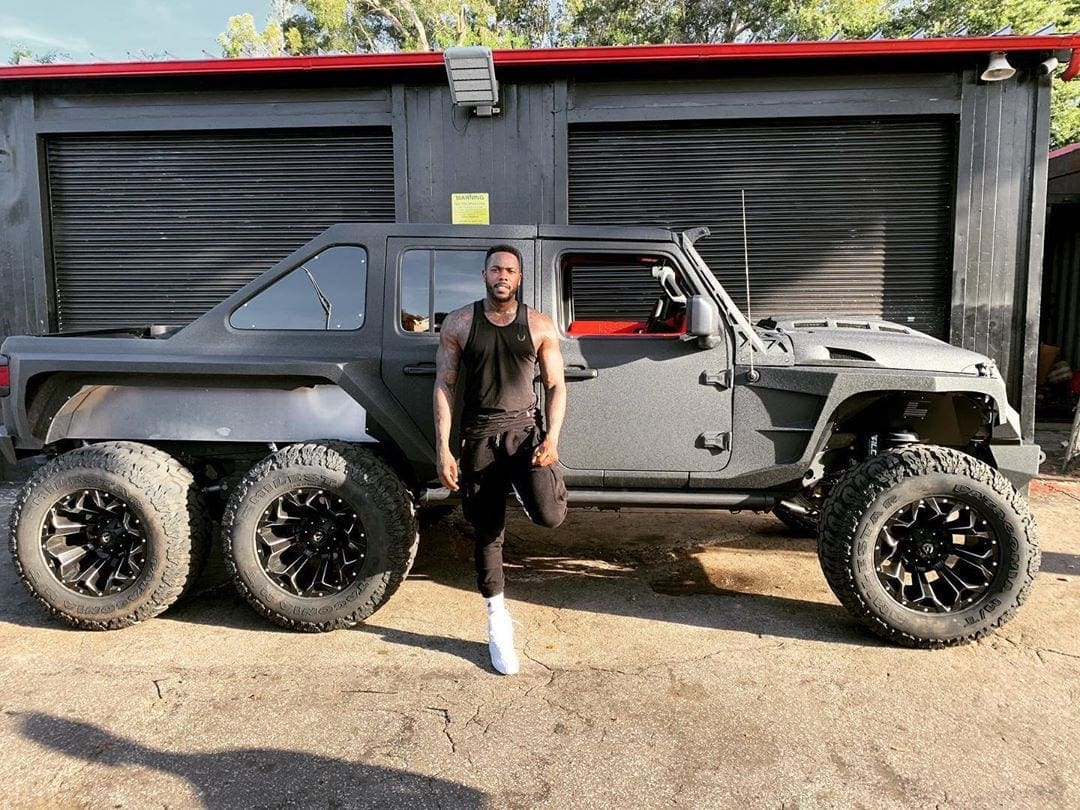 aroldischapman-jeep