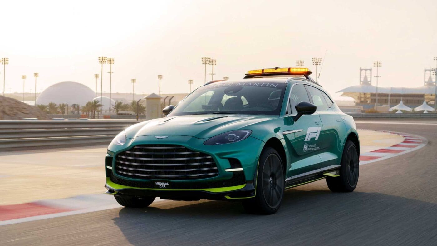 aston martin dbx 707.jpg