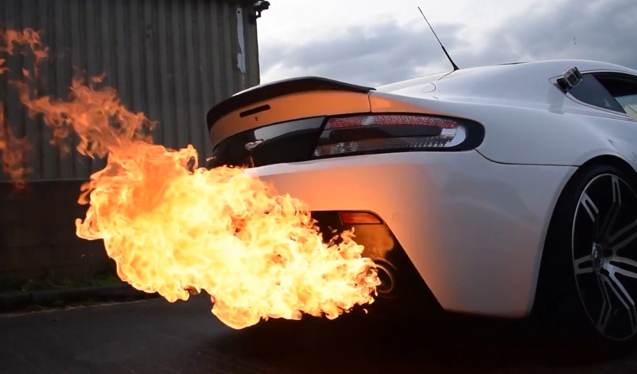 aston-martin-flames-5172017