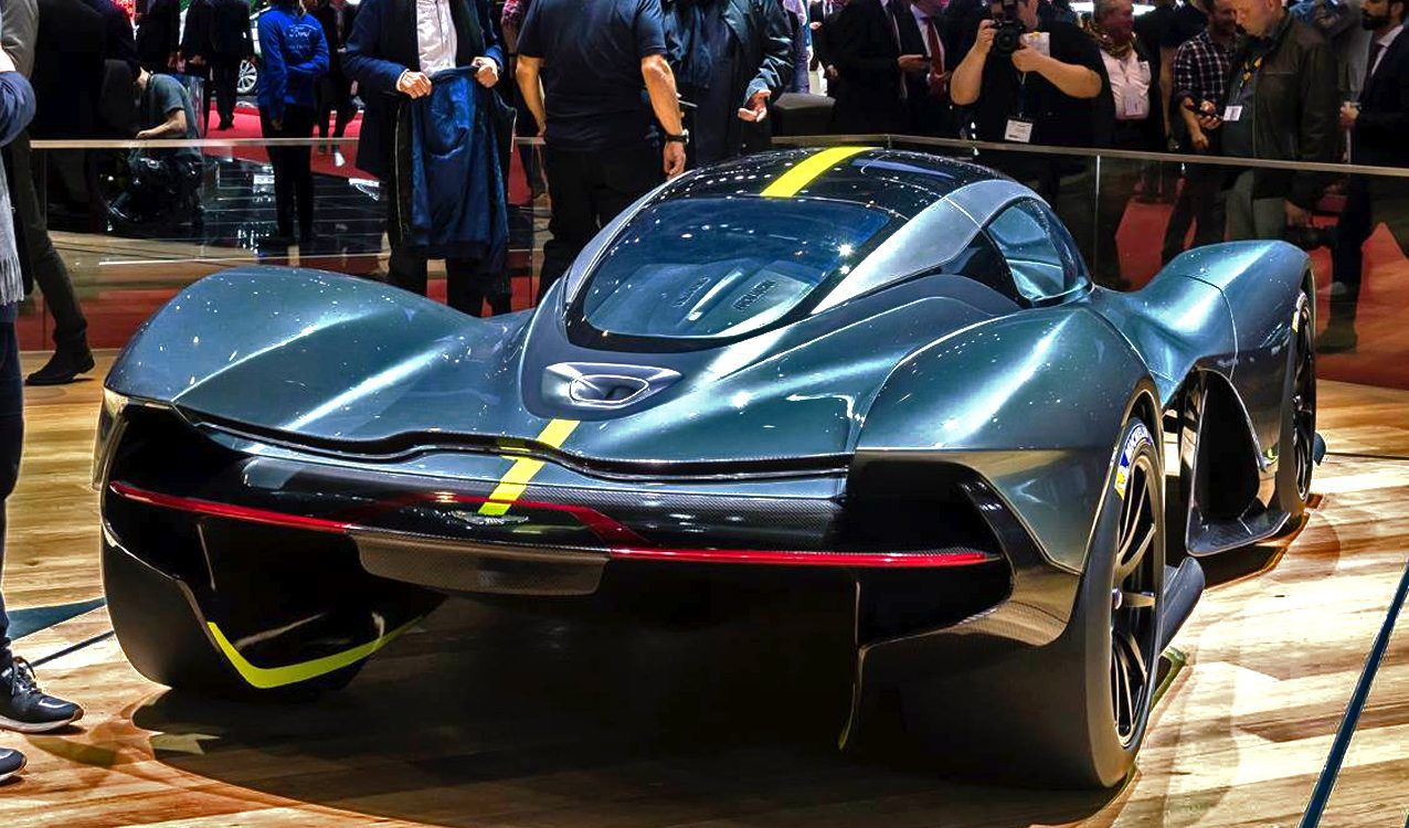 aston-martin-valkyrie