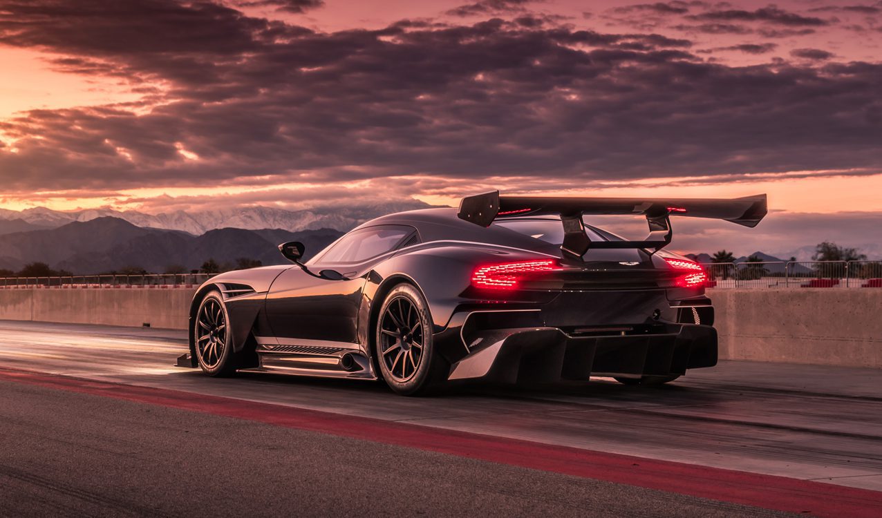 aston-martin-vulcan-222017