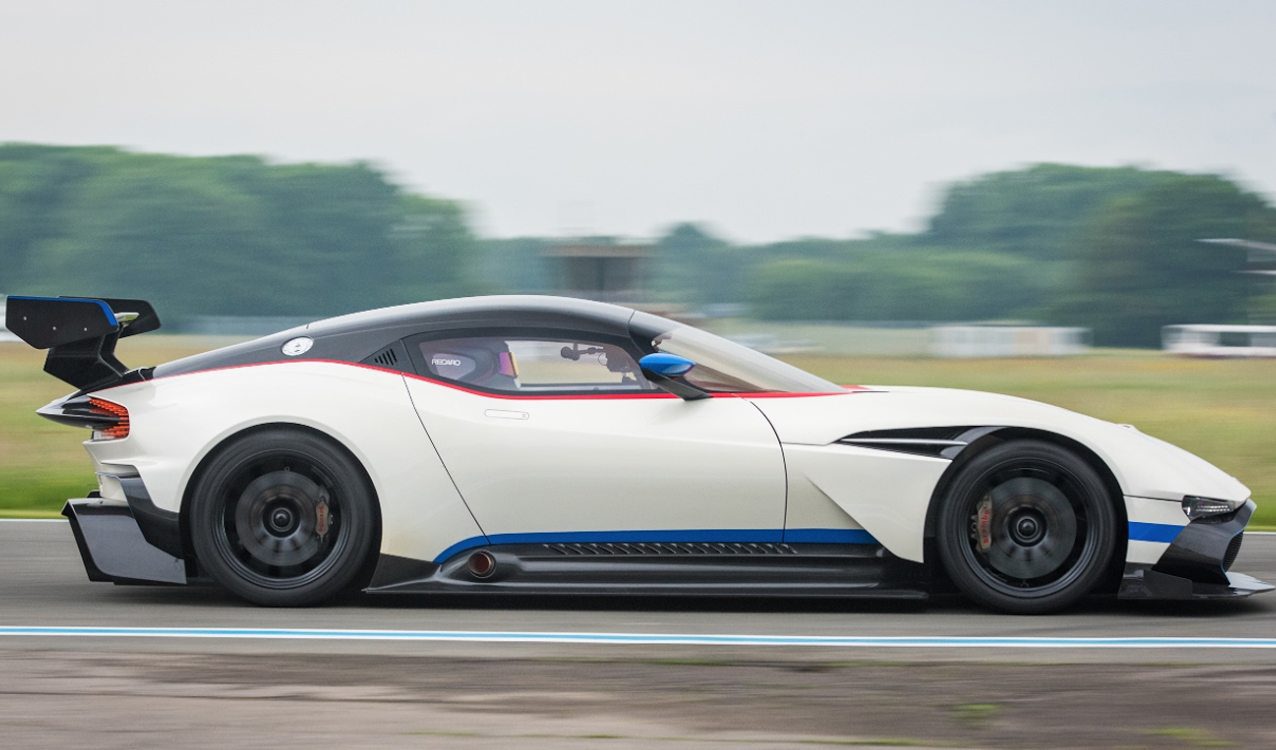 aston-martin-vulcan-stig
