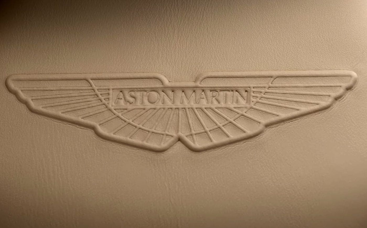 astonmartinlogo