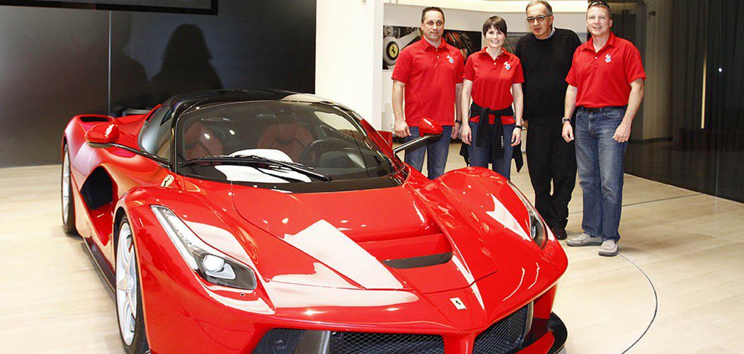 astrosamantha-laferrari-100915-feature