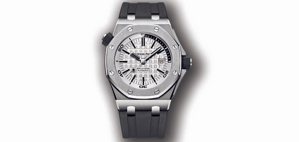 audemerspiguet-royaloakoffshorediver-watchguide-101515-featurejpg