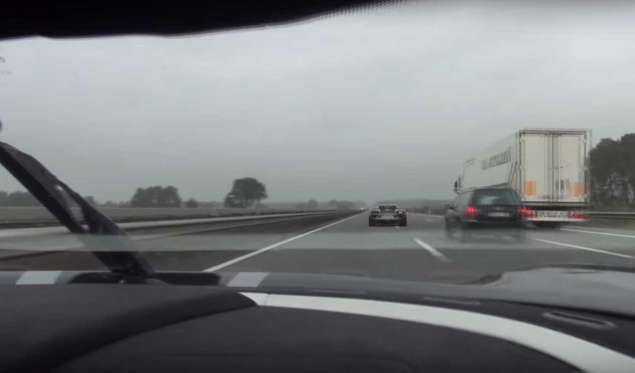 autobahn-koenigsegg-918-012