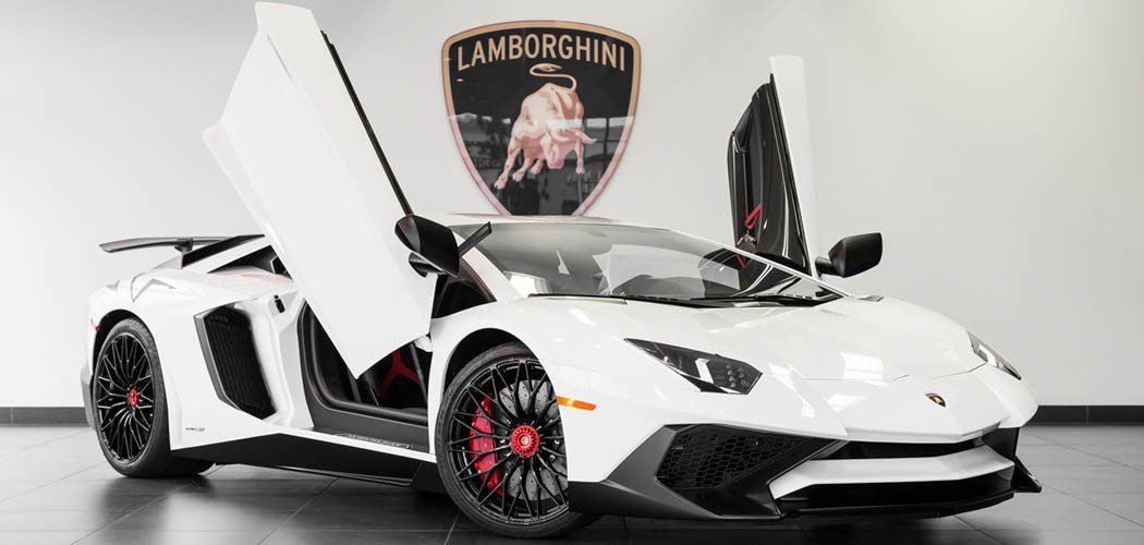 Lamborghini Aventador LP 750-4 SuperVeloce in Bianco Isis – duPont