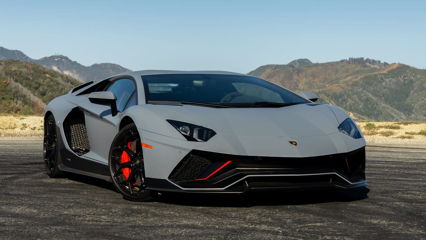 aventador ultimae 2