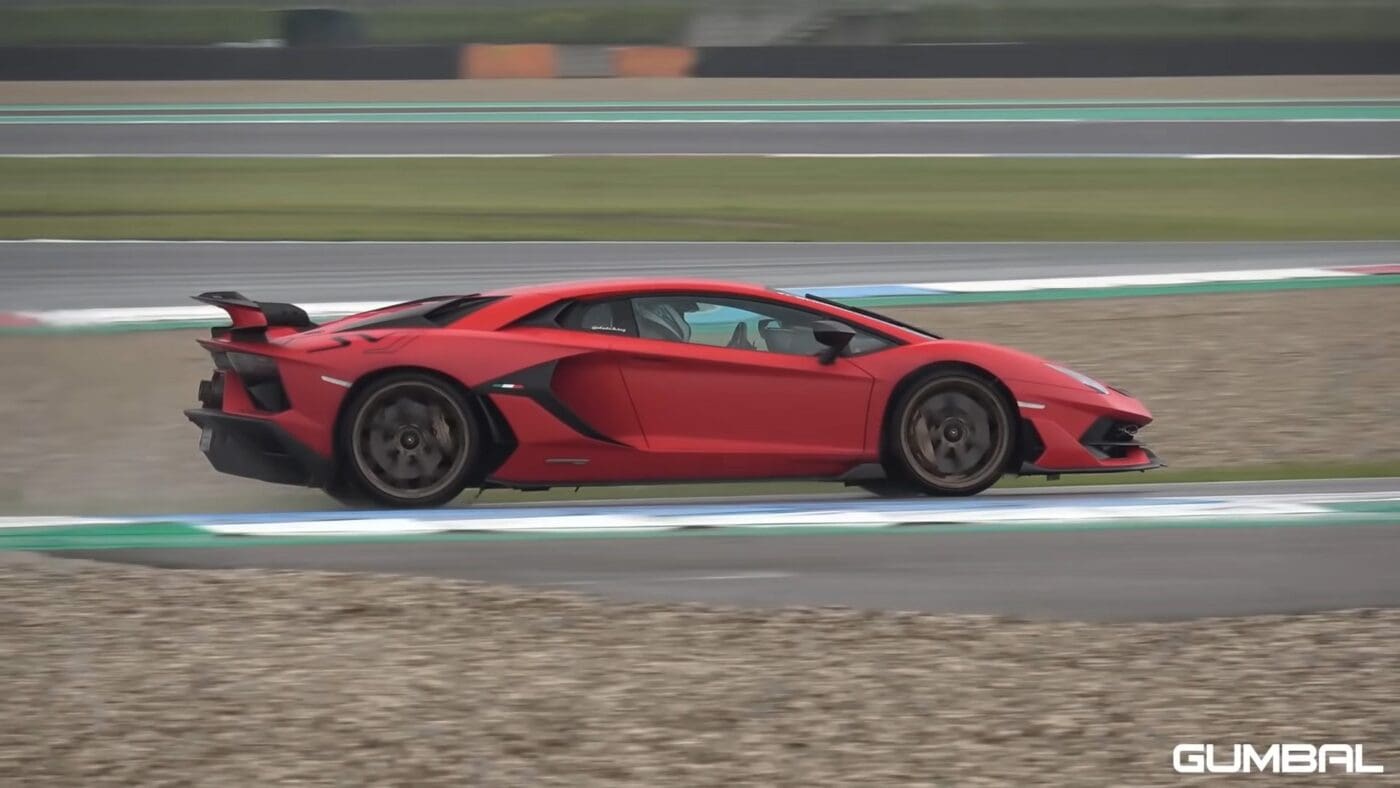 aventadorsvj main