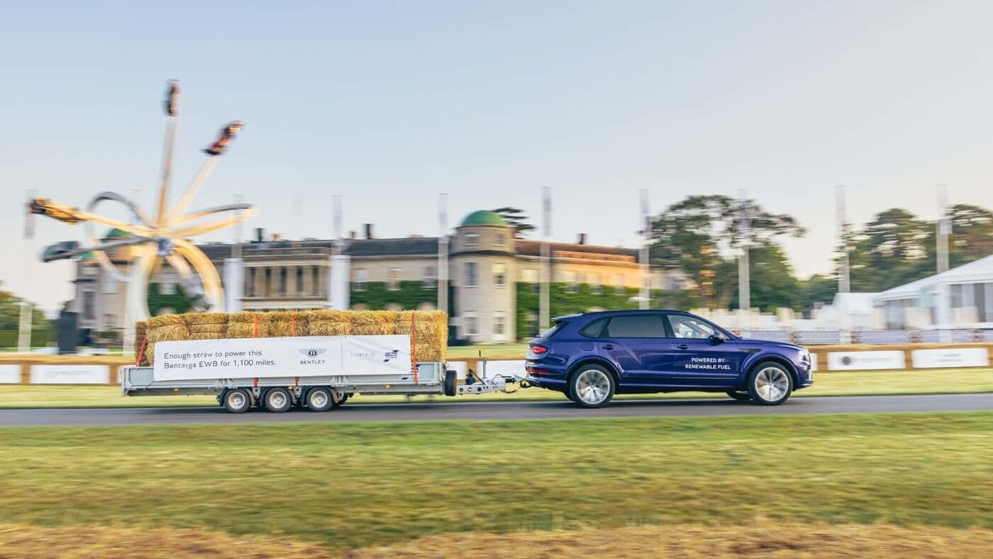 bentayga ewb towing record 1.jpg