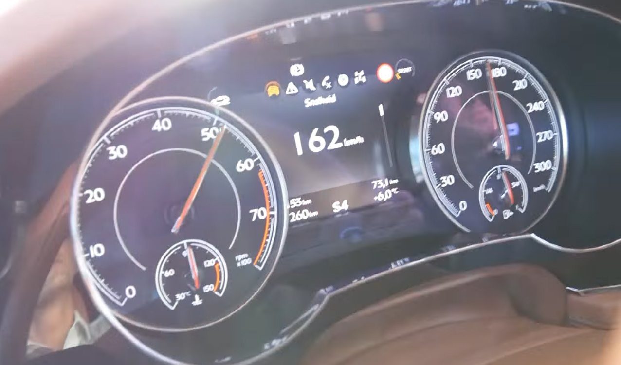 bentayga-gauges
