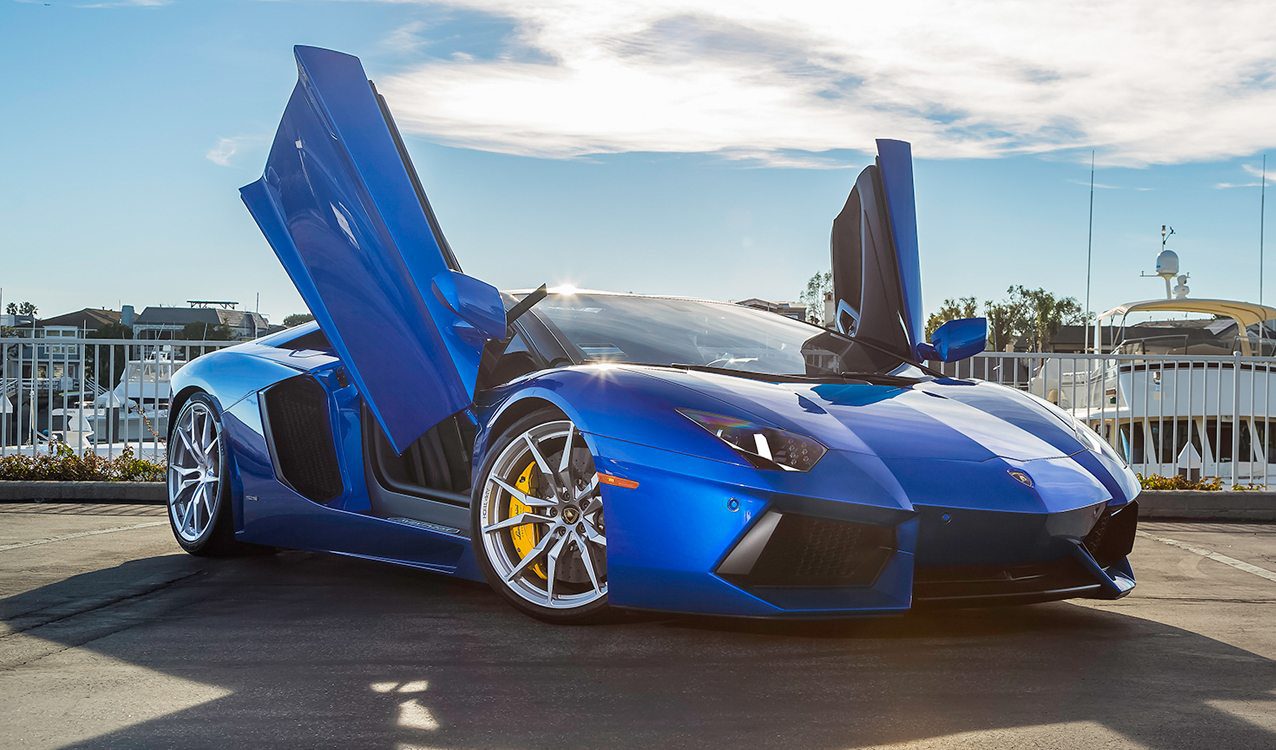 blu nethuns lamborghini aventador 281017-main