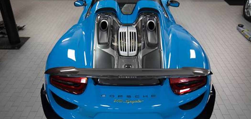 blue-porsche-918-spyder