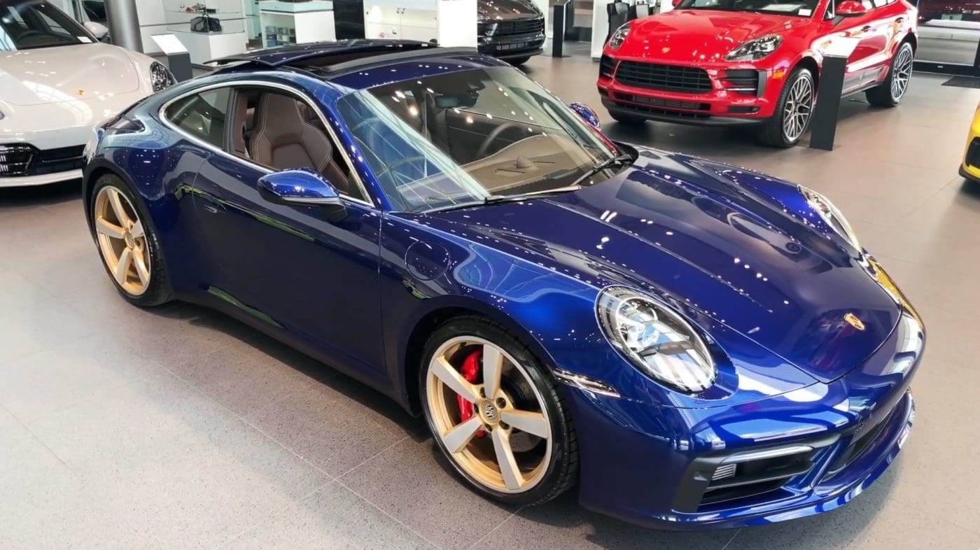 blue-porschee-992