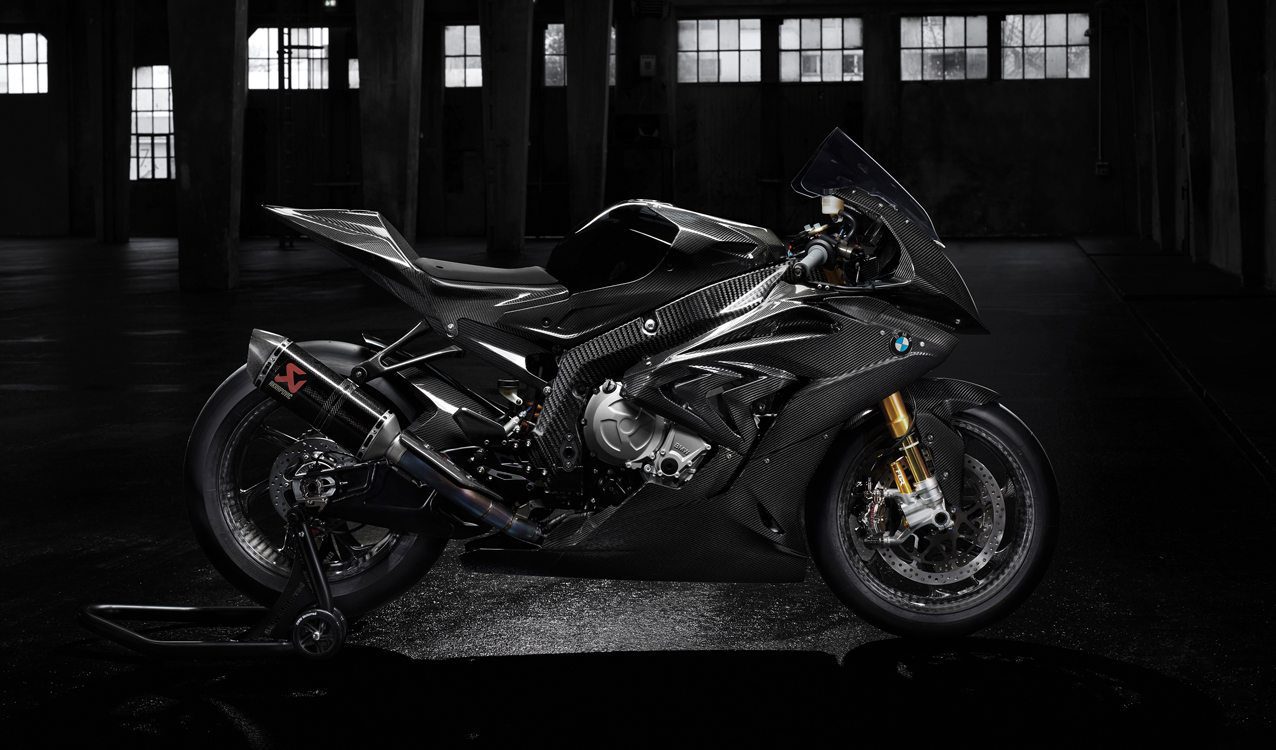 bmw-hp4-race-11082016-main