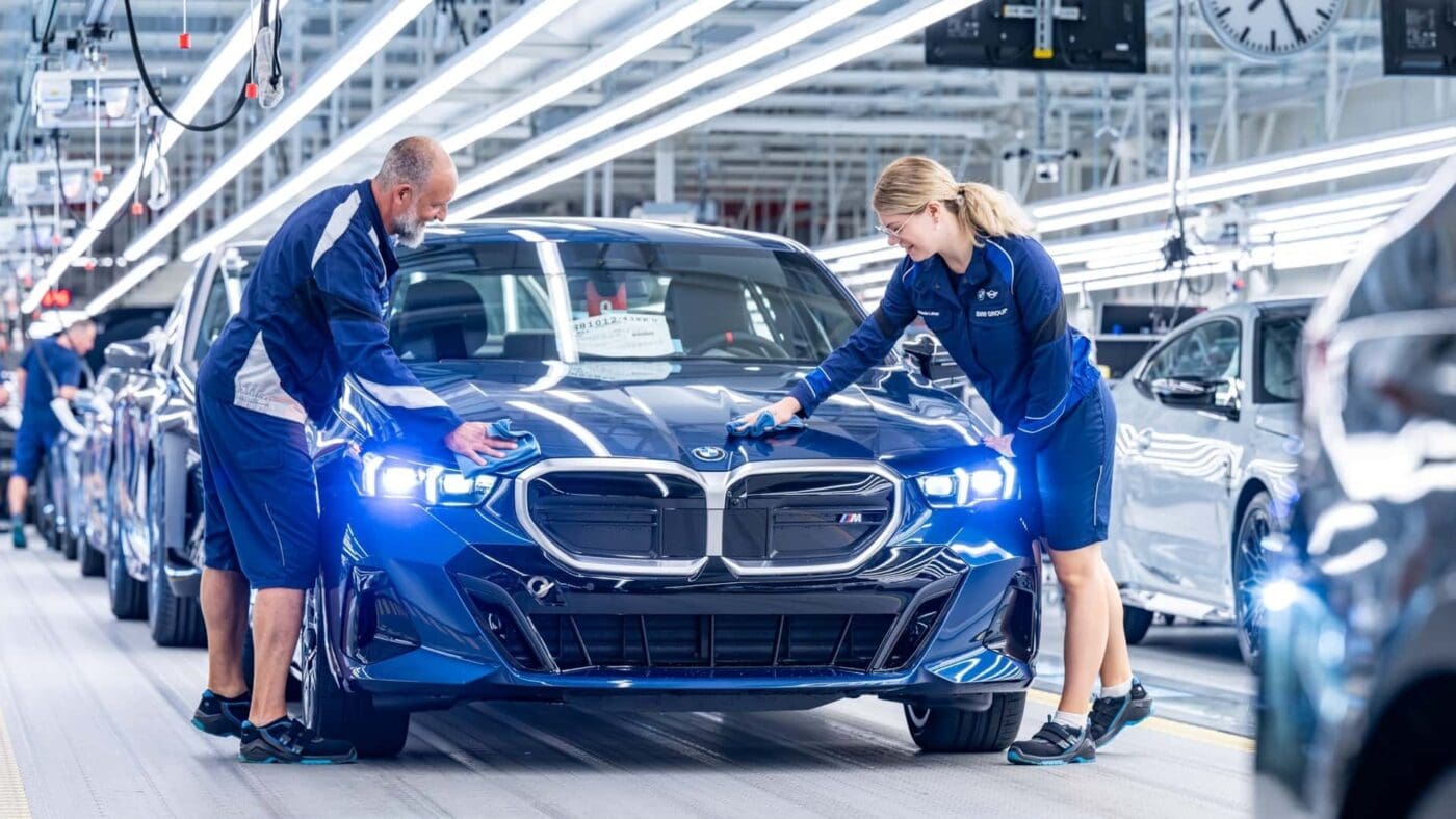 bmw q2 2023 report.jpg