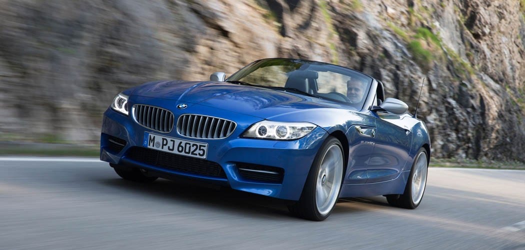 bmw-z4-estorilblue-052915-feature