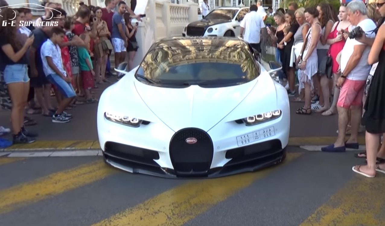 bugatti-chiron-82317