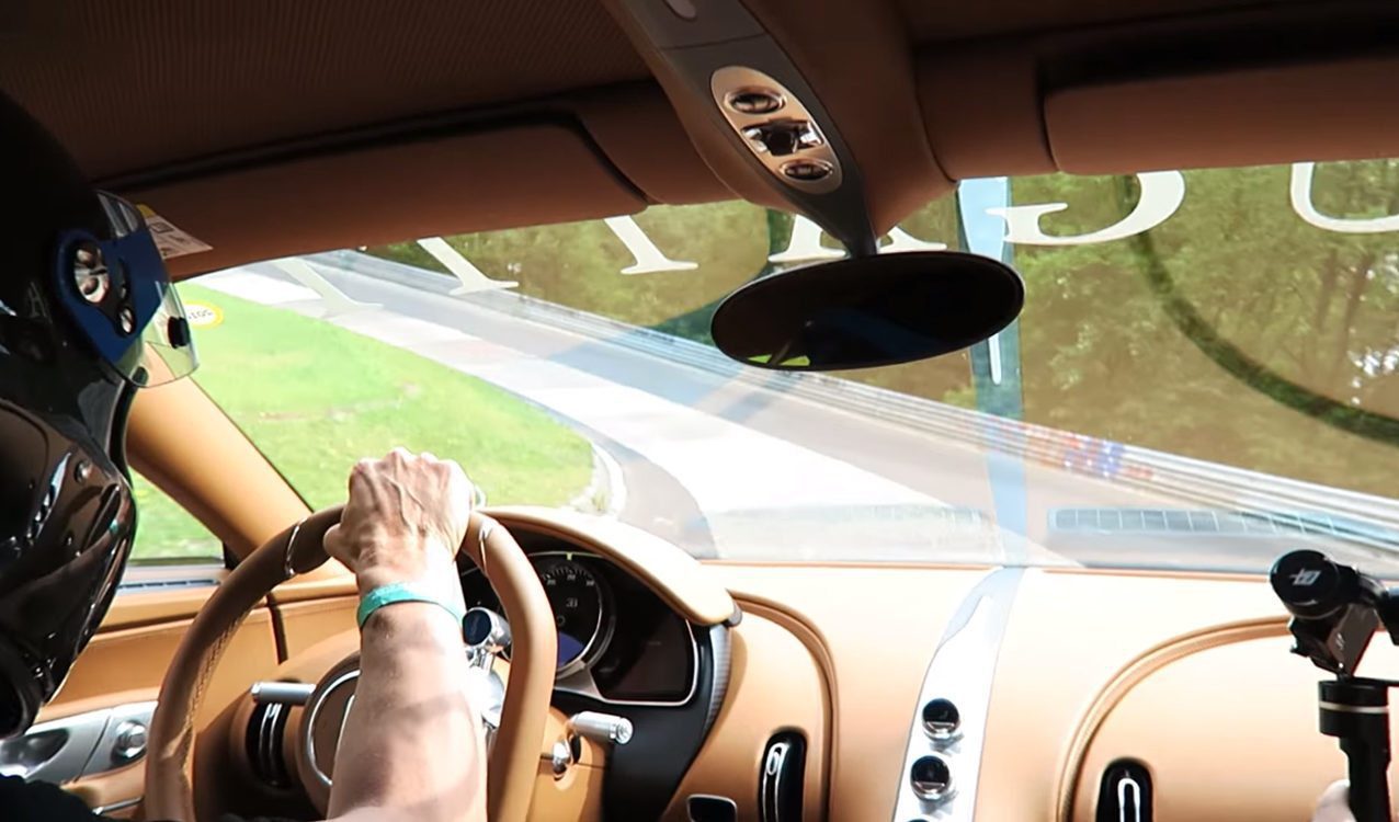 bugatti-chiron-interior