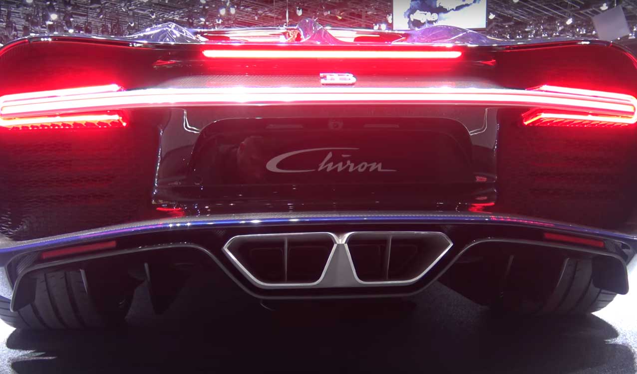 bugatti-chiron-rear-3216