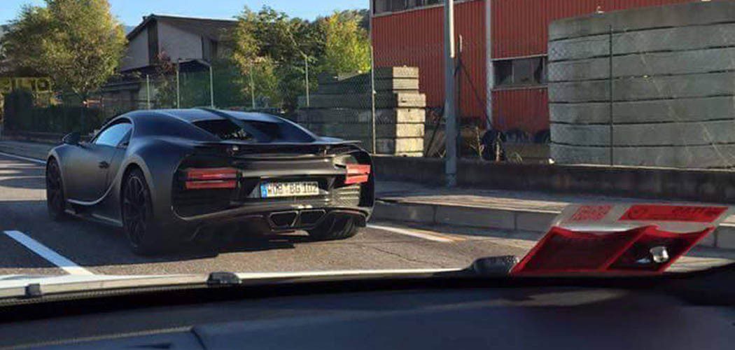 bugatti-chiron-spotted-103015-feature