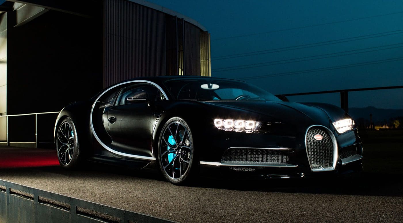 bugatti_chiron_black