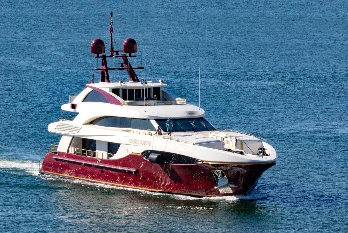 cabernet-yacht