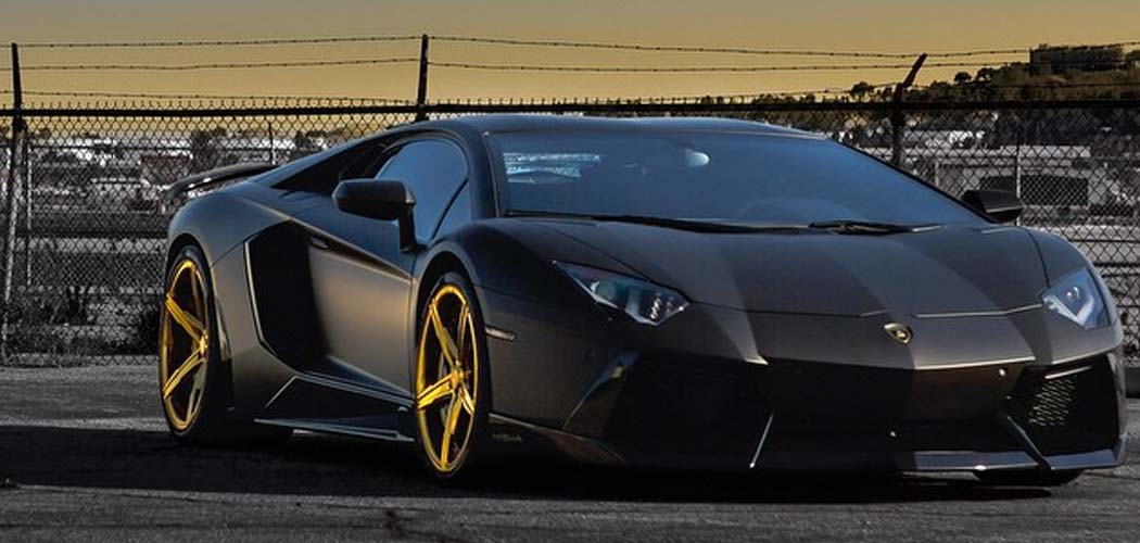 chris_brown_black_aventador_matte