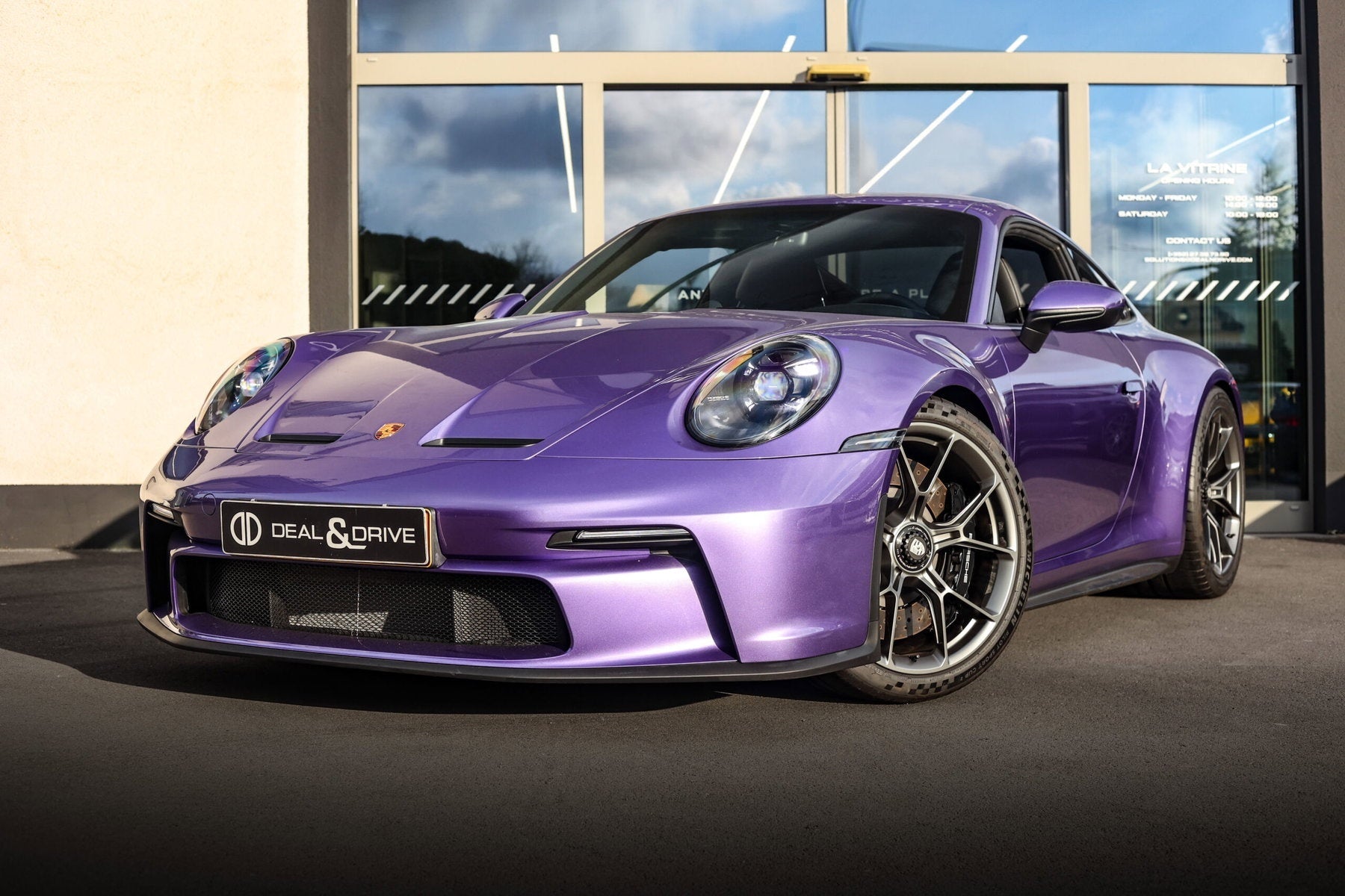 PORSCHE ポルシェ 911 Faszination 1-of-1 S/T Funky Minty: Meet Luca Trazzi's Latest Porsche