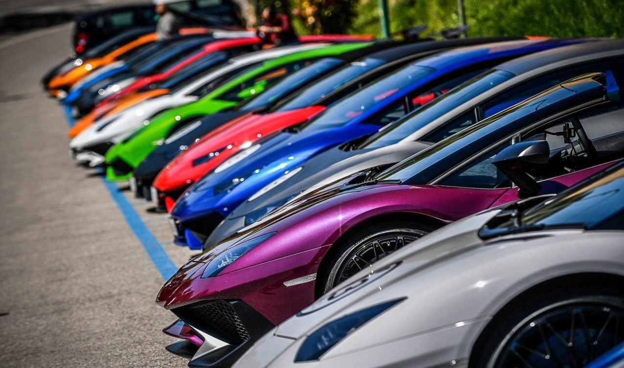 This Car Color Might Attract Your Perfect Woman – duPont REGISTRY News