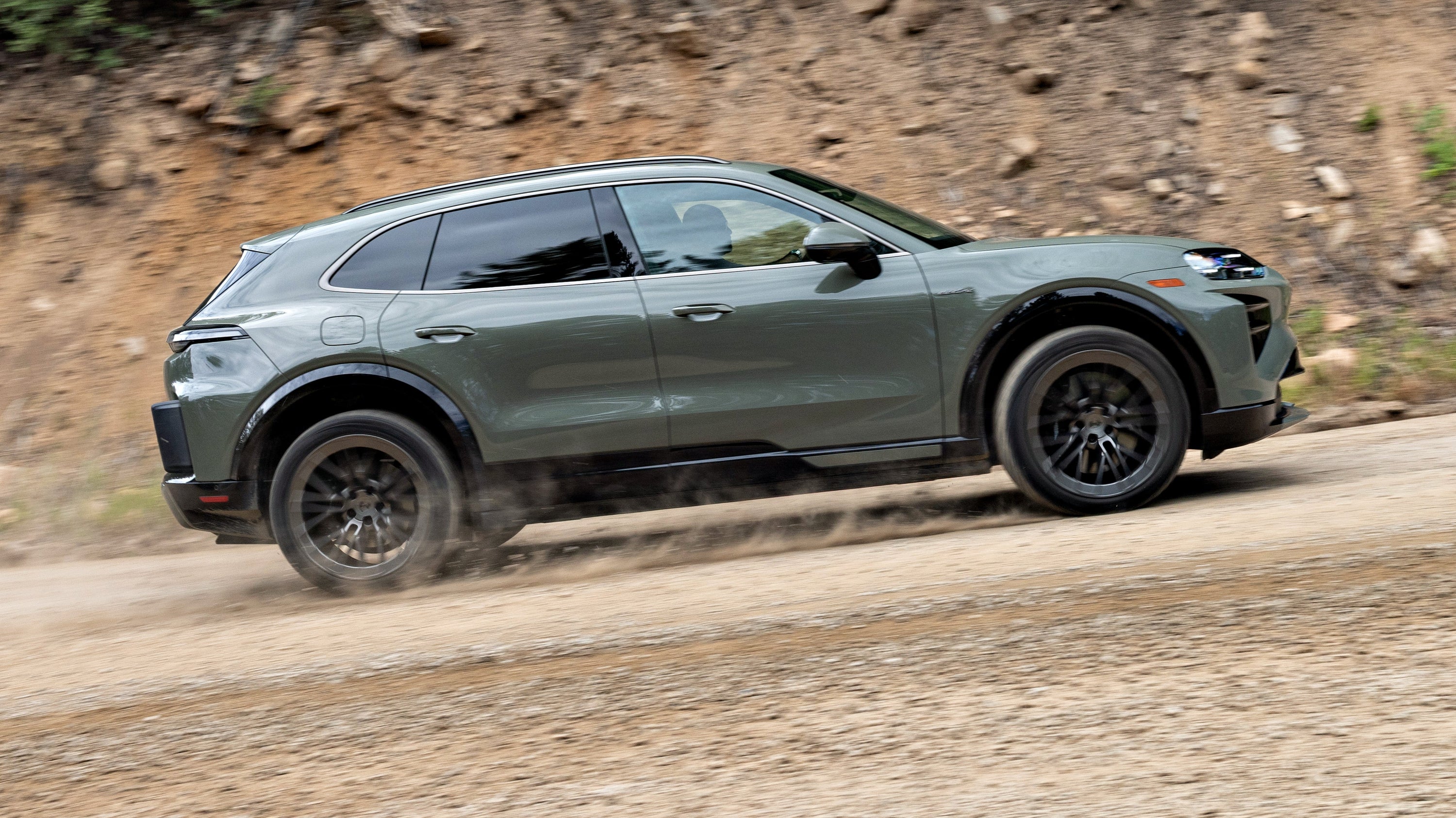 First Drive: 2026 Porsche Cayenne Turbo Electric