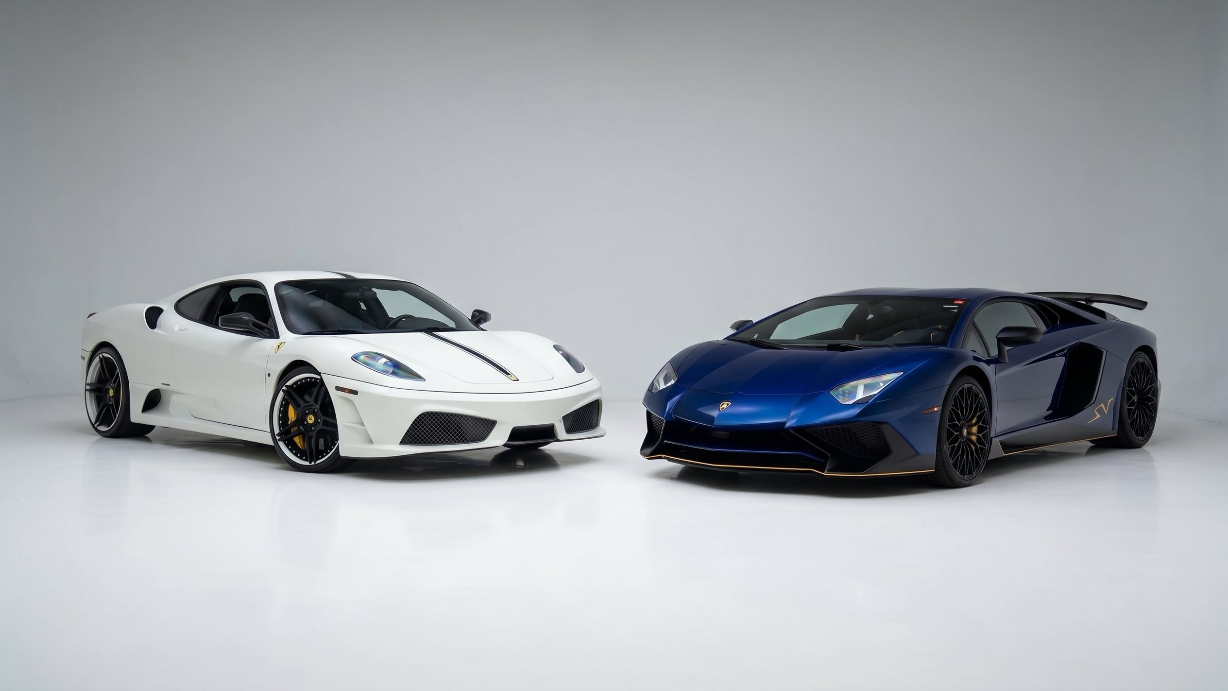 Aventador SV Tops a 15-Car Week as a Bianco Avus 430 Scuderia Leads the Docket on duPont REGISTRY Live