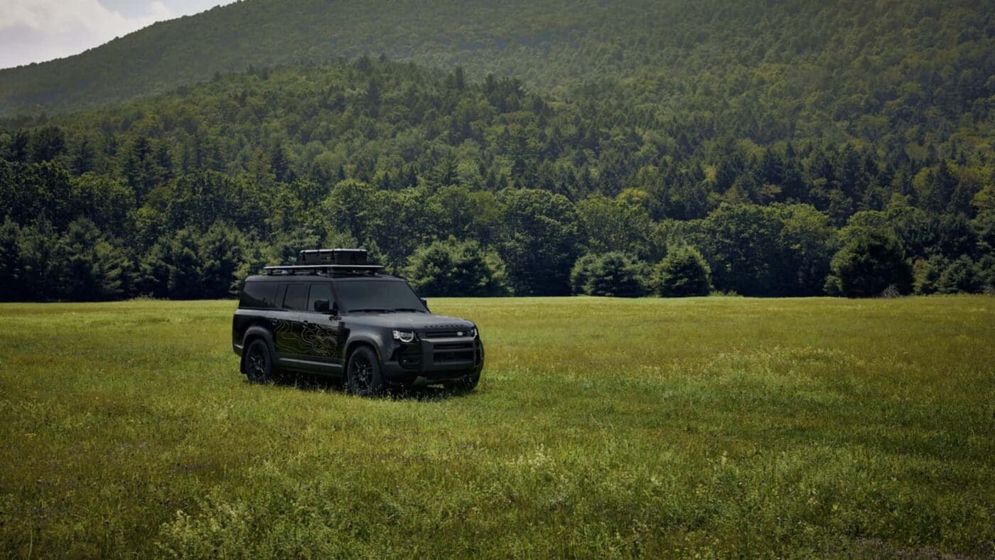 defender trophy edition 2023.jpg